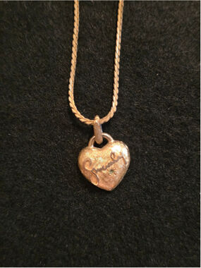 RARE 1980s Givenchy Cursive Signature Heart Necklace